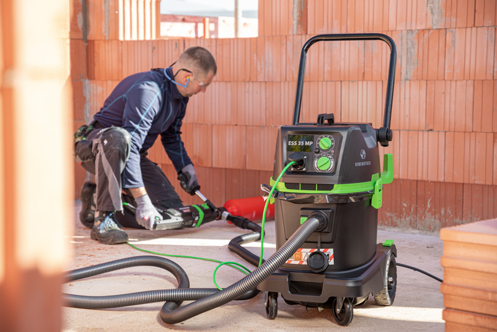 foto applicazione 1 - Aspirapolvere industriale ESS 35 MP  1200 W